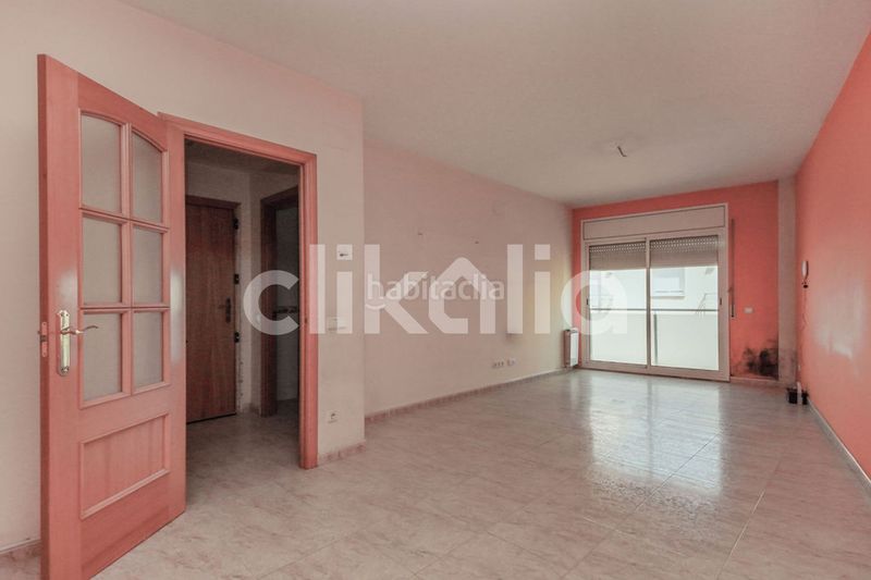 Foto 9e4b988f-5b7e-4323-963e-af7bff7bc5f8. Pis amb calefacció aparcament a Valls