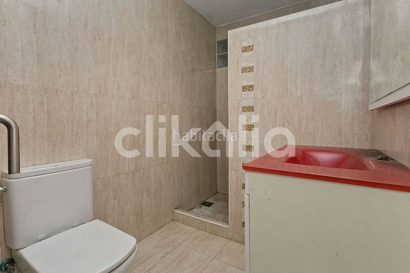 Foto 33112b42-f98d-46fc-82bc-84606c9ba043. Casa a Roca del Vallès (La)
