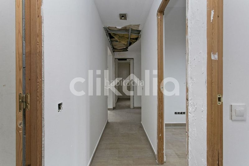 Foto 5494ef41-7072-46ee-a1b7-c3e1916e7e3c. Casa a Roca del Vallès (La)