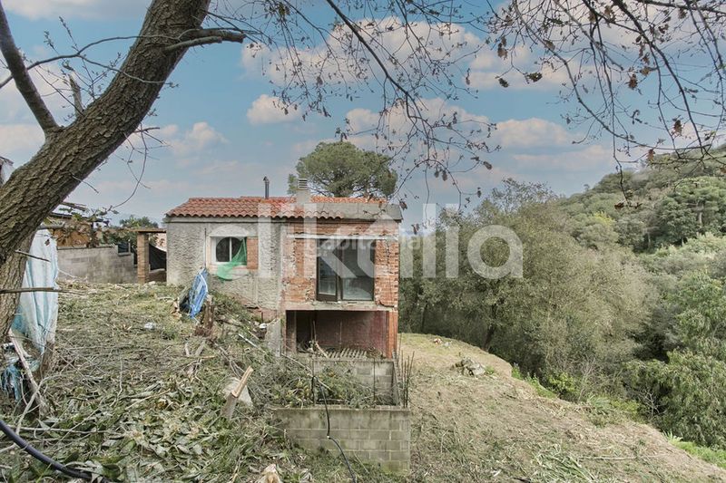 Foto 90e9ad2d-d157-4587-882d-a8b0e1f6cbf8. Casa a Roca del Vallès (La)