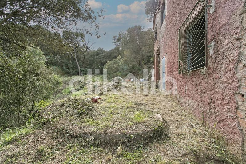 Foto a1065777-3261-41ad-8d25-8ef177e8ab8f. Casa a Roca del Vallès (La)