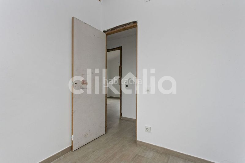 Foto af3d9d8a-c2c5-49cb-ac32-8c58d4434a75. Casa a Roca del Vallès (La)