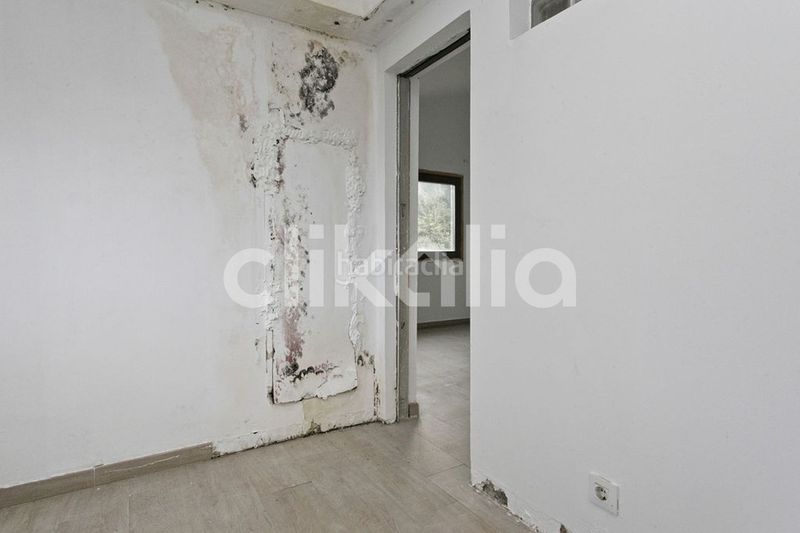 Foto e28ece38-4323-4374-b61b-388cc3497074. Casa a Roca del Vallès (La)