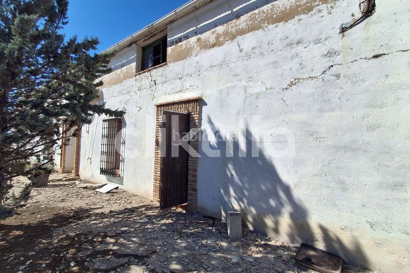 Foto 1f49fd1f-3bf0-41d4-b2d5-ae6786ef28fe. Casa amb piscina a Arjona