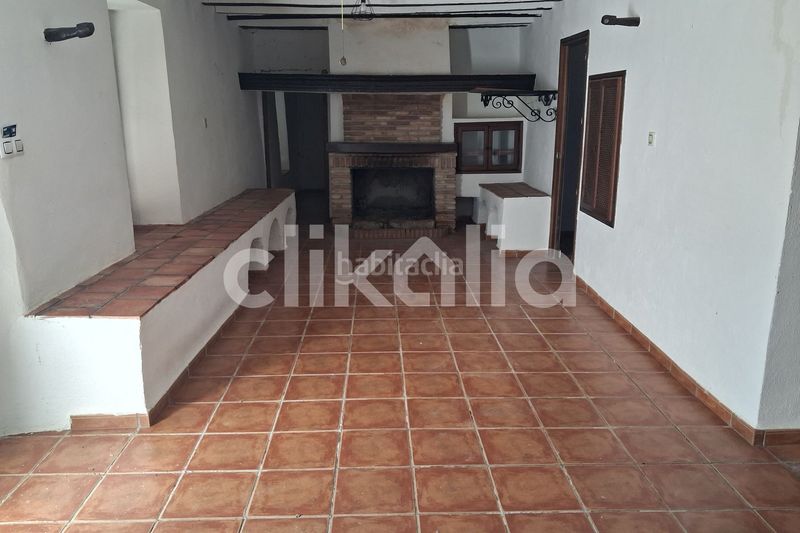 Foto 622ab31f-8b99-48fe-ac43-95ce1999f68a. Casa amb piscina a Arjona