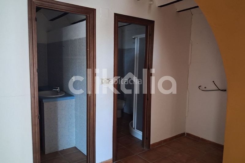 Foto e525ad10-d30a-4937-b76e-5be2481871a6. Casa amb piscina a Arjona