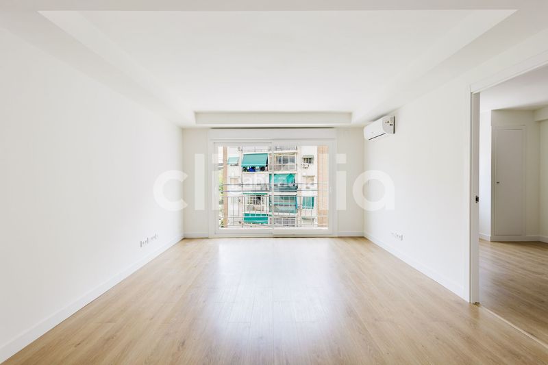 Foto a0bedf71-9c3b-40b5-bed8-f485ab22900e. Pis a Martiricos - La Roca - La Rosaleda Málaga