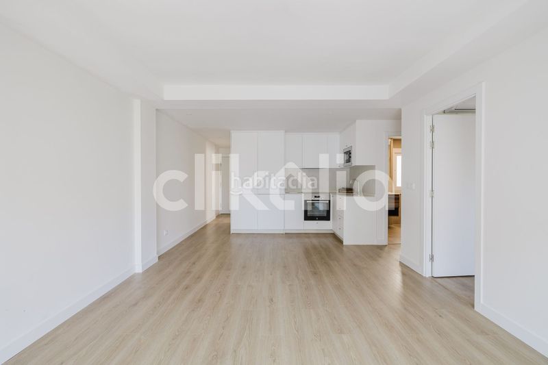 Foto 1ae2c443-8ac8-4659-8615-b54e16564e3c. Piso en Martiricos - La Roca - La Rosaleda Málaga