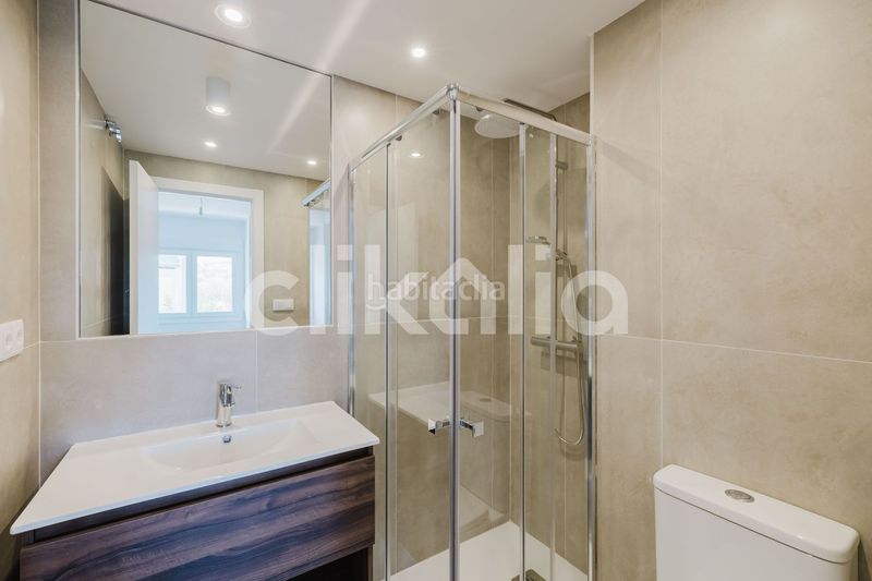 Foto eda2c580-d24d-4ffb-8fd1-e4aad678a9fb. Piso en Martiricos - La Roca - La Rosaleda Málaga