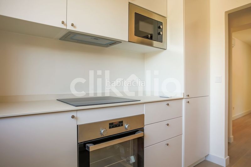 Foto 4b71915e-152b-4828-891c-e7250c50eb53. Pis amb calefacció a Lucero Madrid