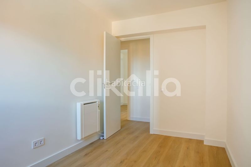 Foto fbc79d68-656c-4e7e-8ce8-c5ac52573250. Pis amb calefacció a Lucero Madrid