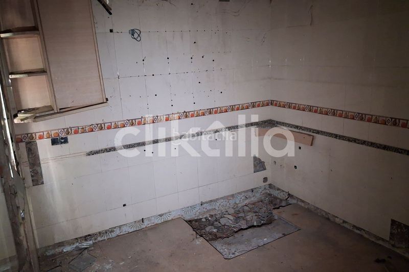 Foto 0dff180d-7cac-425a-88e4-9daacc829248. Piso en Can Puiggener Sabadell