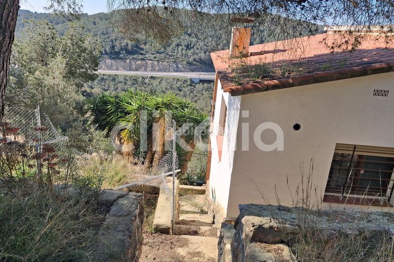 Foto fb7ec38b-3256-43a5-a59e-5012e67e6095. Haus in Rodonyà