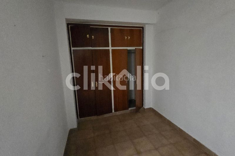 Foto 75b5b871-4d0e-47bf-b61a-c34bd6ff5aac. Piso en Flix