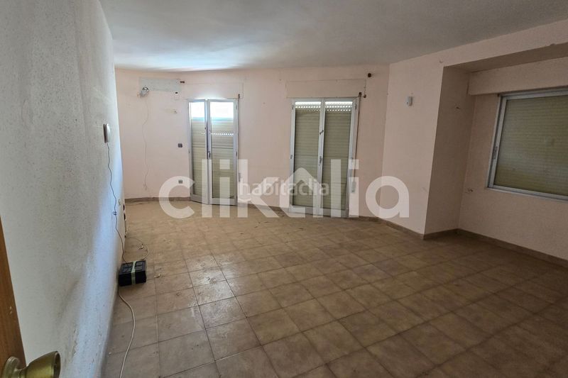 Foto d4f859bf-c351-4882-906f-5add1b0154b5. Piso en Flix