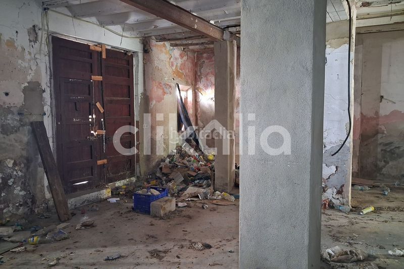 Foto b441283d-8fd3-45d6-8046-6f93e94bac68. Casa en Alberic