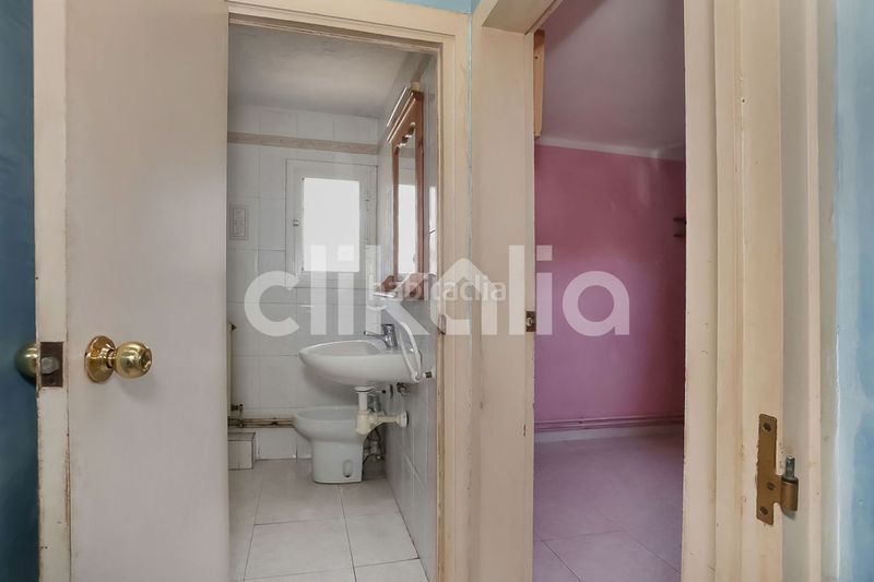Foto f1be9d36-ad1f-4204-984b-78d1f01bf520. Pis a Bufalà Badalona