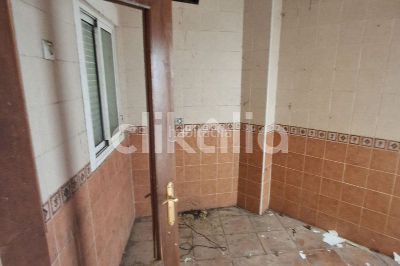 Foto 4f8830d1-2259-476d-8f4c-14747dbeaa56. Pis a Carmona