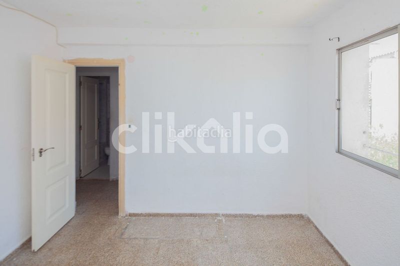 Foto 39e34dbb-7976-4bb1-badd-b398637d00ff. Pis a El Mercat Valencia