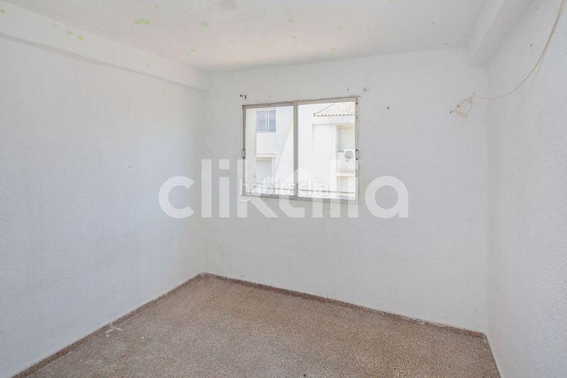 Foto f6e31063-a6be-44d7-a1ab-3cc941a10fa4. Pis a El Mercat Valencia