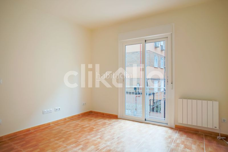 Foto 24f17ebe-bd09-4727-abdc-261448424b0c. Rent flat with heating in Centro Getafe