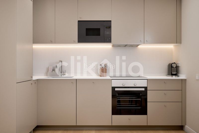 Foto 1ab4c8d6-58e9-445f-9573-bca90432fc56. Pis amb calefacció a Guindalera Madrid