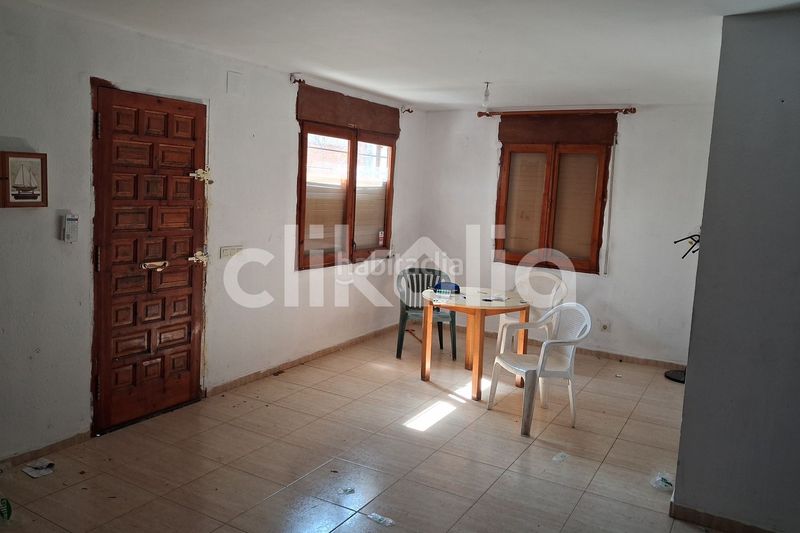 Foto 10d71646-dd3a-48f5-ba80-a28c818e74d0. Casa amb aparcament a Querol