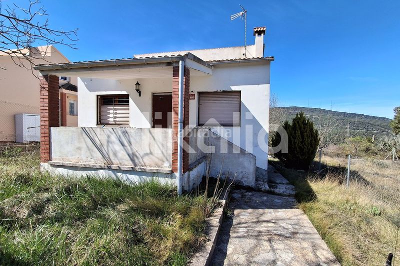 Foto a0e5041f-a8ae-414e-b630-a92f11f202e1. Casa amb aparcament a Querol