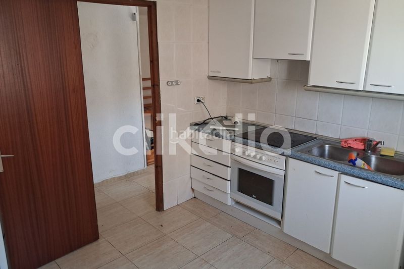 Foto f1bdc17c-b70d-4827-bfc2-fffd6c5c9b07. Casa amb aparcament a Querol