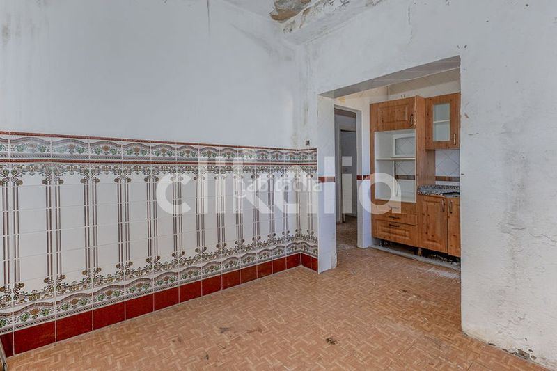 Foto 42a0735c-ff9b-4473-a2b0-ef8ac4f9b896. Casa amb piscina a Carmona