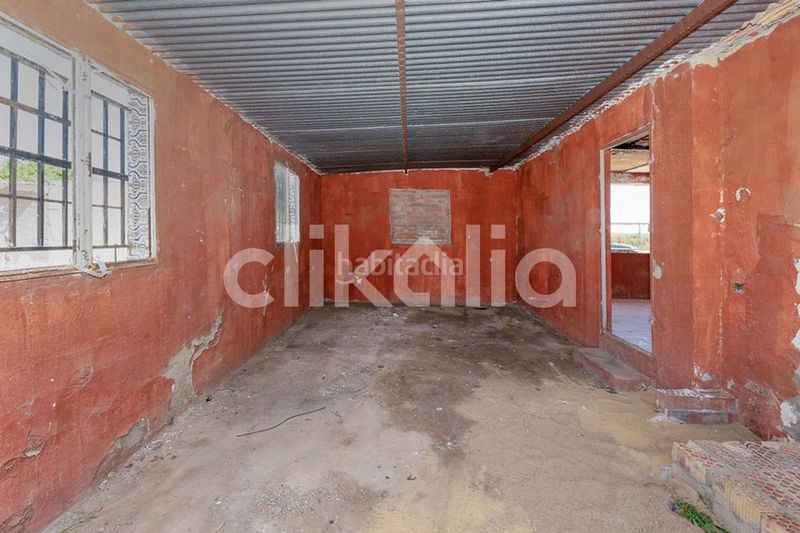 Foto 53889d8e-e795-4dc6-814b-d17c74780e1d. Casa amb piscina a Carmona