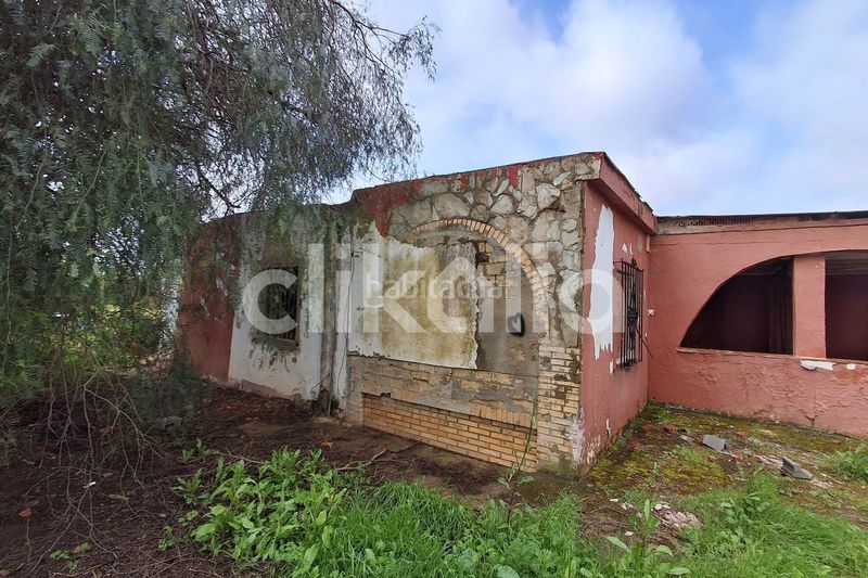 Foto 7df3be18-a712-43e9-8935-08d59869ce37. Casa amb piscina a Carmona