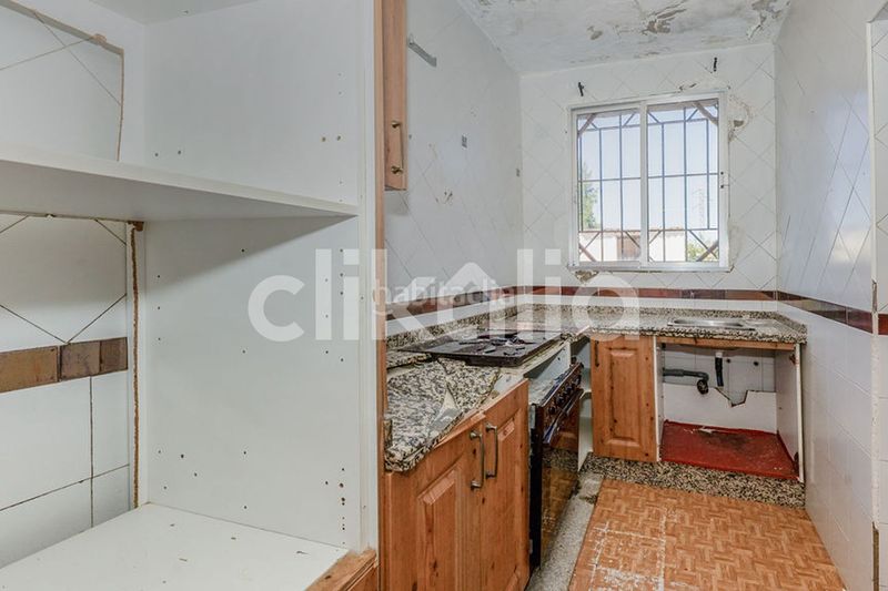 Foto c3ab0807-d100-403b-bf95-dc99bdc0cfbc. Casa amb piscina a Carmona