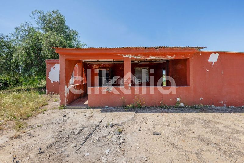 Foto cd82201c-50b6-4dbc-bdfb-dfd3c189892e. Casa amb piscina a Carmona
