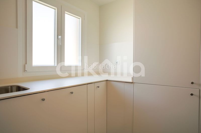 Foto d07f3bb3-d885-4536-8dbd-0b3c41f21fe5. Pis amb calefacció a Los Ángeles Madrid