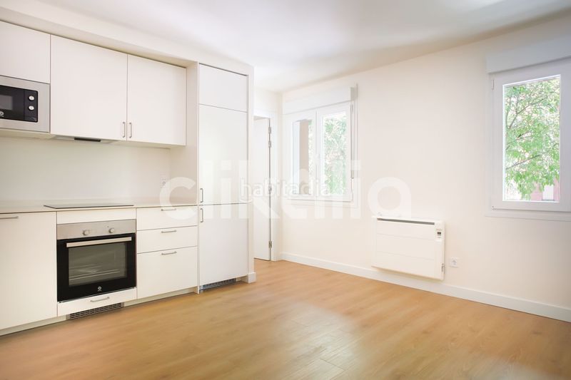 Foto 4948b616-b6db-4e17-8ec2-77415c7b4f49. Piso en Abrantes Madrid