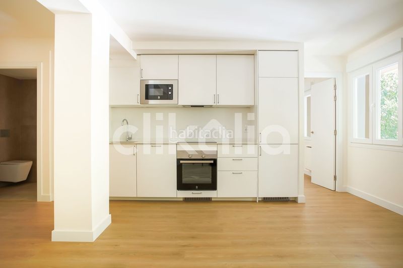 Foto 774276a7-940c-42d2-a864-5e110ed4a69c. Piso en Abrantes Madrid