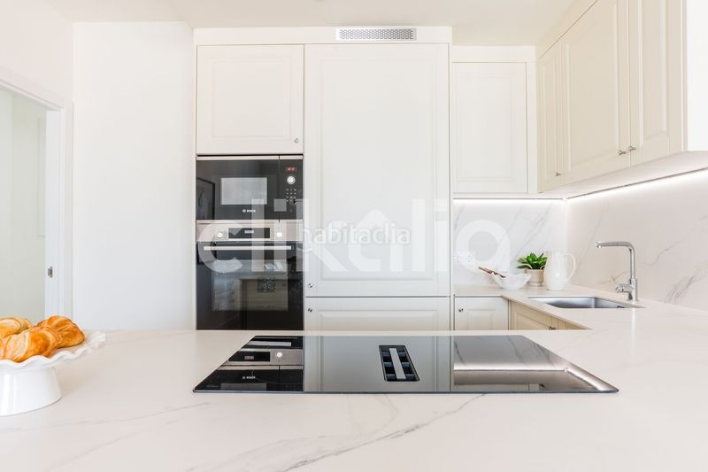 Foto ca711752-7d45-4d72-bab6-05439f4e08f8. Pis a Triana Este Sevilla