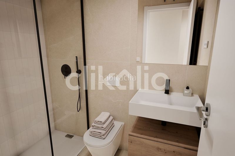 Foto d2d45018-b6e9-4492-a7c4-8f251c36b900. Pis a Triana Este Sevilla