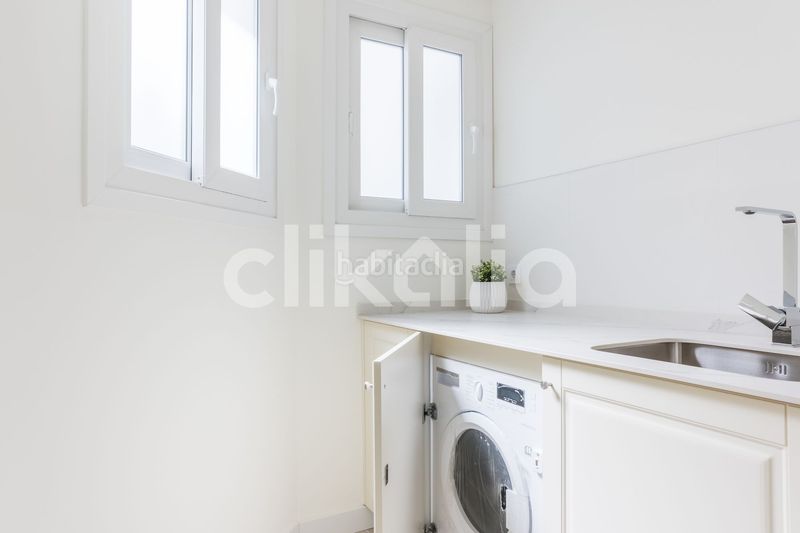 Foto dd1eb4a5-85e7-4b23-82a9-f079641fa2fb. Pis a Triana Este Sevilla