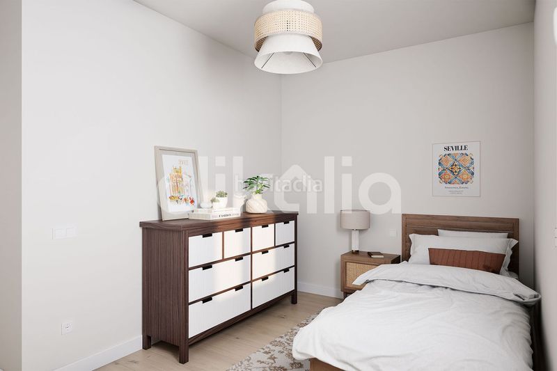 Foto f329bf11-73a2-4fb7-8d62-6f10238e18ea. Pis a Triana Este Sevilla