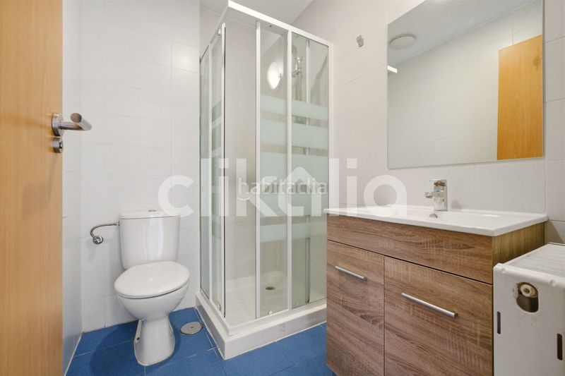 Foto b5d5ad10-5eb2-4285-a8cc-9e8aa1019a8d. Pis amb calefacció aparcament piscina a primera fase-nuevo Tres Cantos Tres Cantos