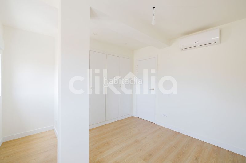 Foto 94b0d3d1-f5c5-4c0f-87f6-fa1bc7ccf335. Piso en Suárez Málaga