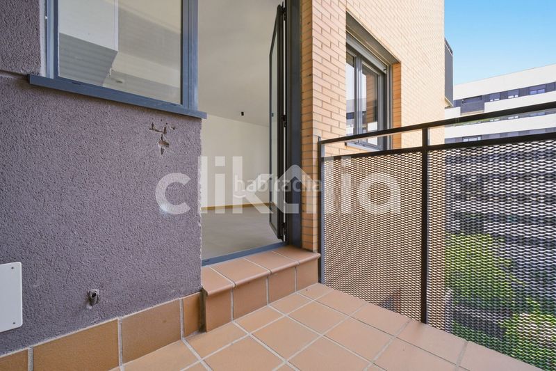 Foto d6eb33b9-7751-4455-857b-02e719068969. Pis amb calefacció aparcament piscina a primera fase-nuevo Tres Cantos Tres Cantos