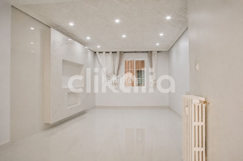 Foto 4a767367-33da-4a6b-89eb-275907e766f1. Pis amb calefacció a Embajadores-Lavapiés Madrid