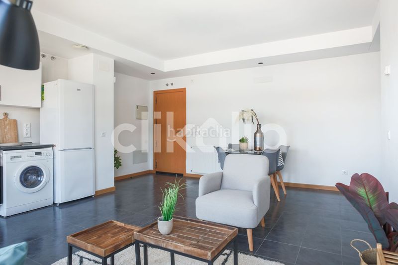 Foto b1e0fa6f-42f7-4686-8c90-3c72beb973a5. Pis amb calefacció aparcament piscina a primera fase-nuevo Tres Cantos Tres Cantos