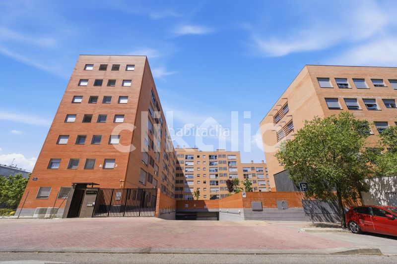 Foto ec91161f-74b1-4e5b-a361-ec9150ca7c15. Pis amb calefacció aparcament piscina a Ensanche de Vallecas-La Gavia Madrid
