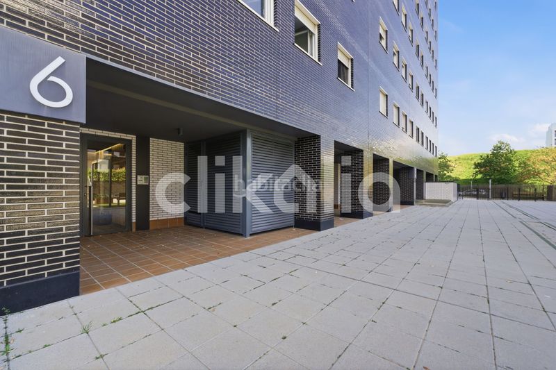 Foto c96b47bc-94f7-41e2-b0cf-ea27e362885d. Pis amb calefacció aparcament piscina a primera fase-nuevo Tres Cantos Tres Cantos