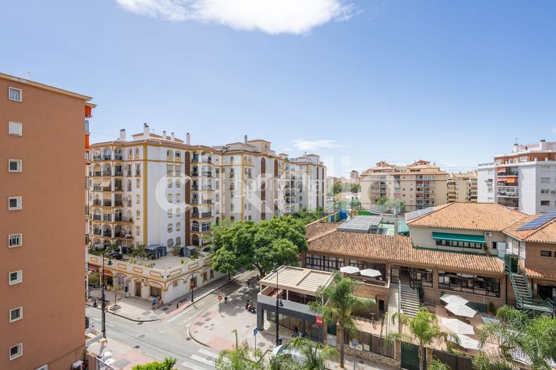 Foto e7a5aede-dd77-434c-a115-92b65966598e. Pis amb aparcament piscina a Los Boliches Fuengirola