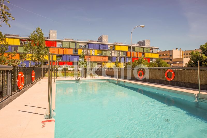 Foto 4a5c874c-2897-4dbe-ac60-acdfc9134d2b. Pis amb calefacció aparcament piscina a Cuatro Vientos Madrid